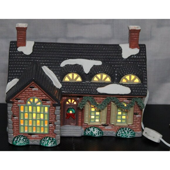 "The Original Snow Village Stonehurst House" Dept. 56 - Hand Painted Ceramic - Picture 3 of 7